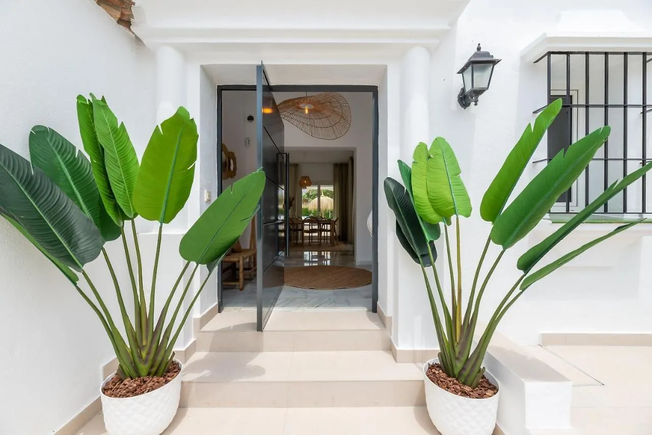 Villa Sirio: Golf-Front Retreat with Private Heated Pool Marbella Spain