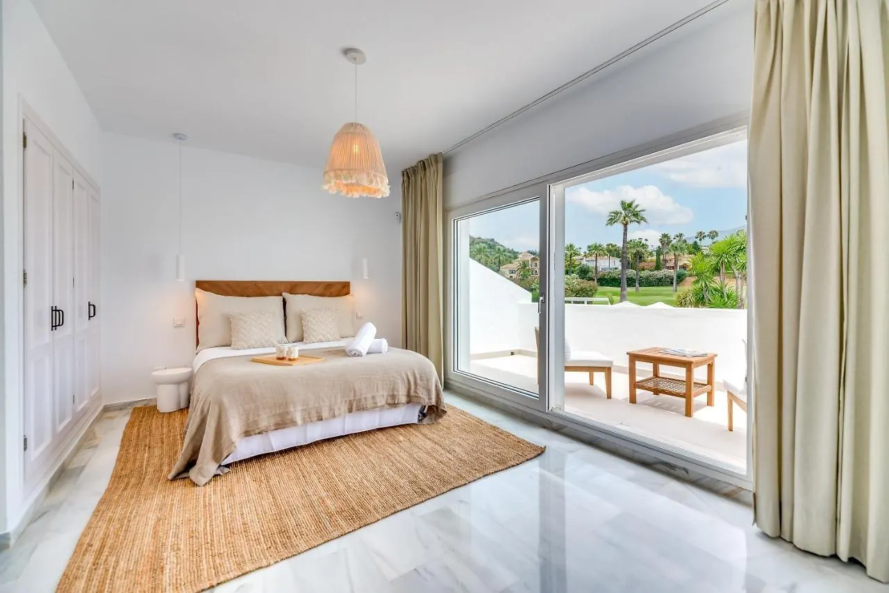 Villa Sirio: Golf-Front Retreat with Private Heated Pool Marbella