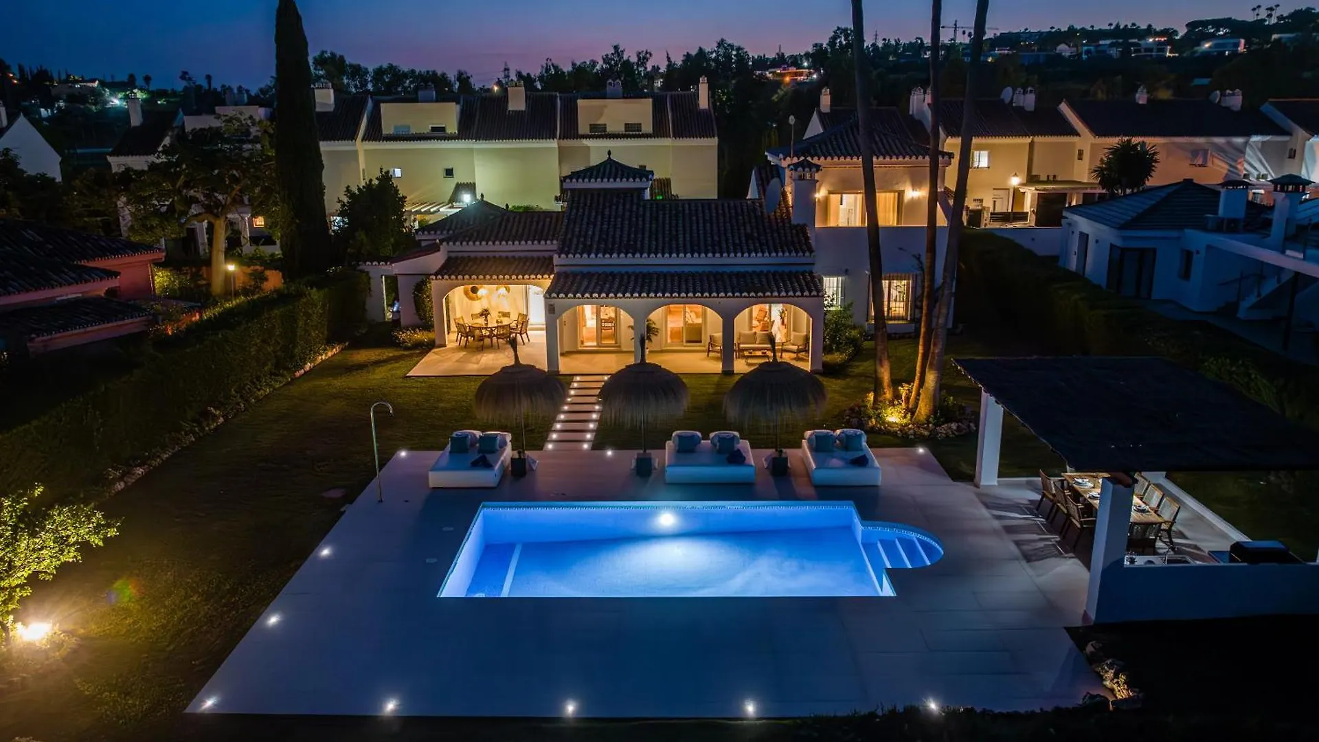 Villa Sirio: Golf-Front Retreat with Private Heated Pool Marbella